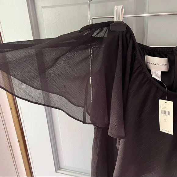 NWT Black Donna Morgan jumpsuit from Anthropologie jumpsuit, Size 8 - Picture 3 of 9